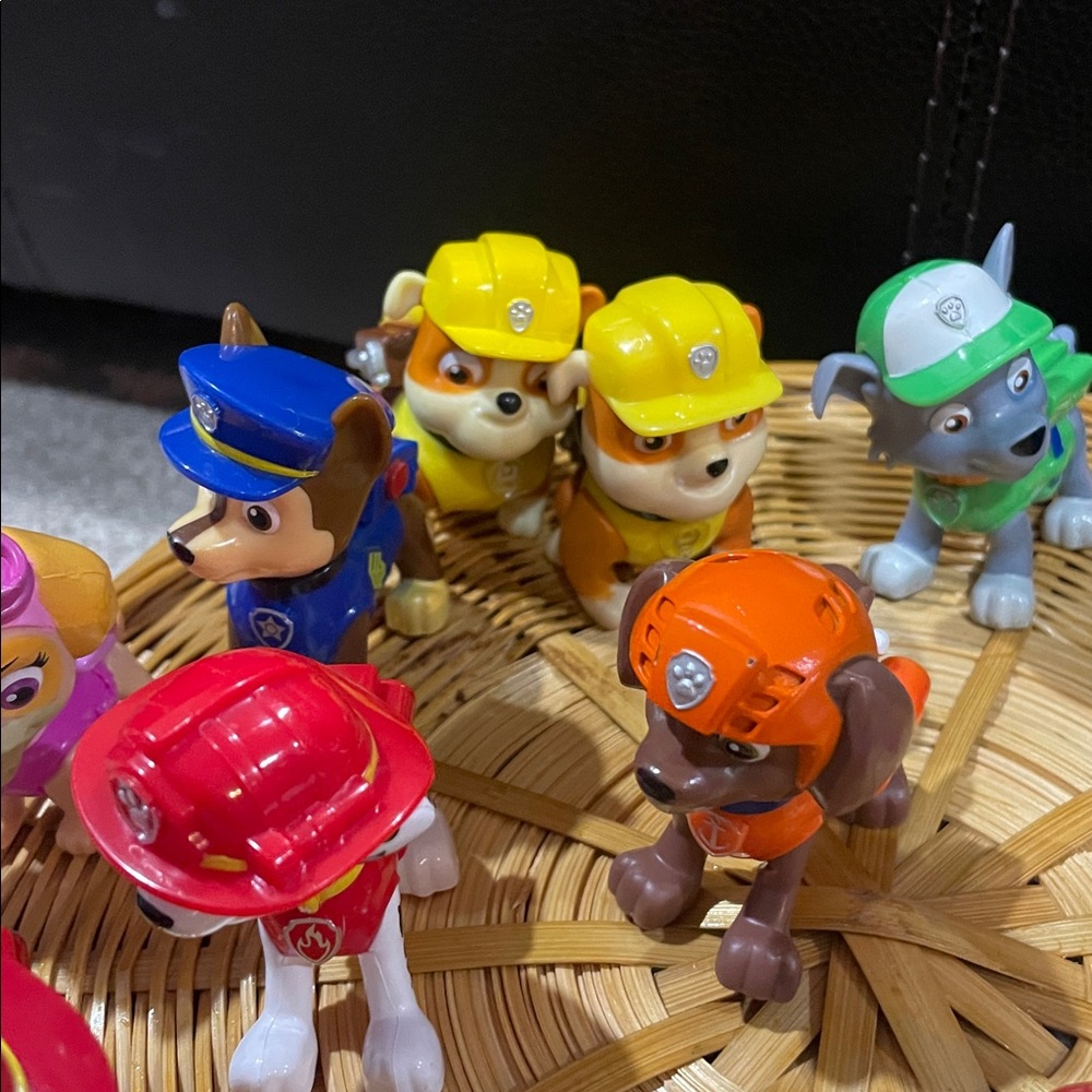 Colorful Paw Patrol Action Figures Set - Picture 3 of 5